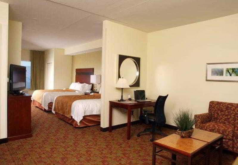 Springhill Suites פיג'ן פורג' מראה חיצוני תמונה